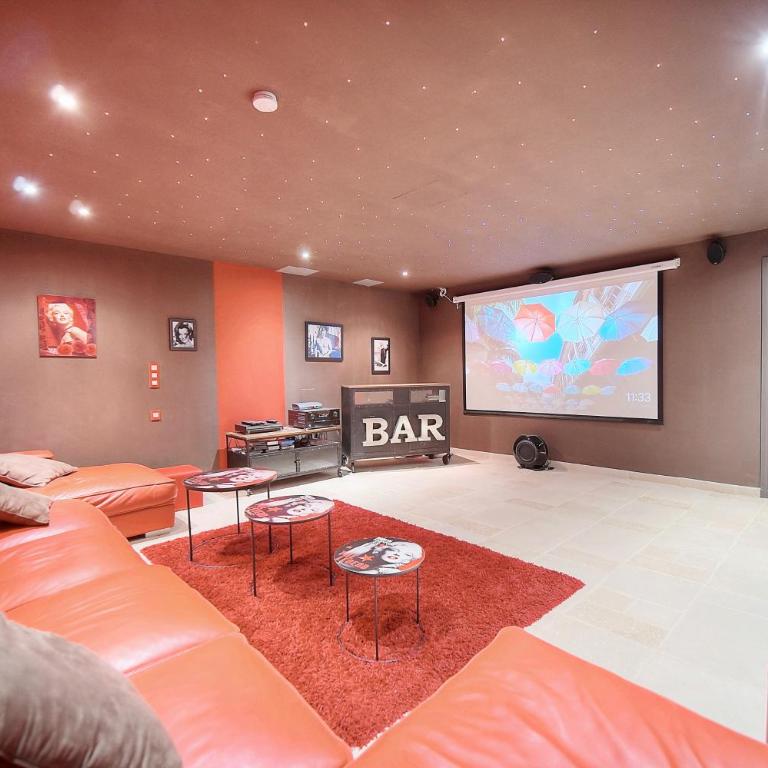 Propriété Prestige Mougins Cannes Hammam sauna, SPA,DISCOTHEQUE salle de Cinéma - Deluxe Villa - 59