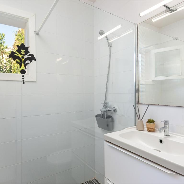 Casa Blanca, pool and beach - Villa con piscina privada - 26