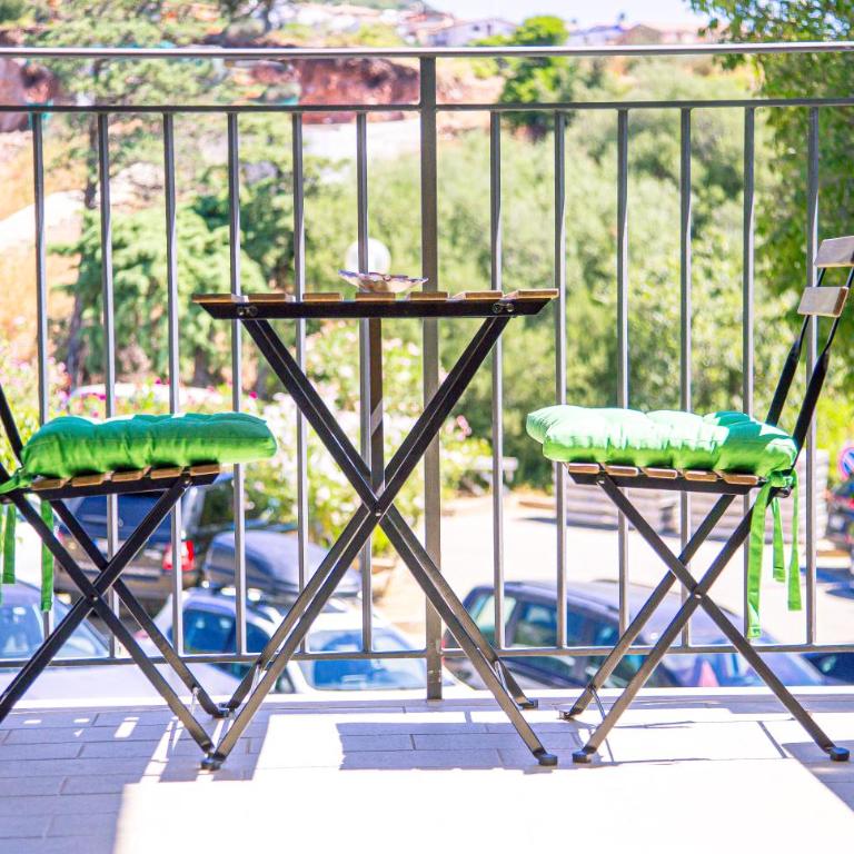 Appartamenti in centro a due passi dal mare - Cala Gonone - Appartamento con 1 Camera da Letto e Balcone - 14
