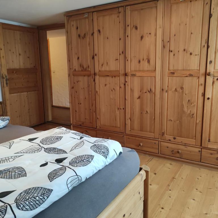 Direkt am Hopfensee- große Ferienwohnung - Apartment mit 1 Schlafzimmer - 31