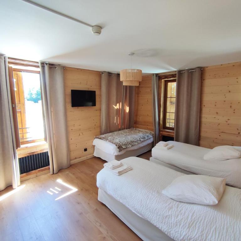 BO LODGE - Chambre Triple avec Baignoire - 4