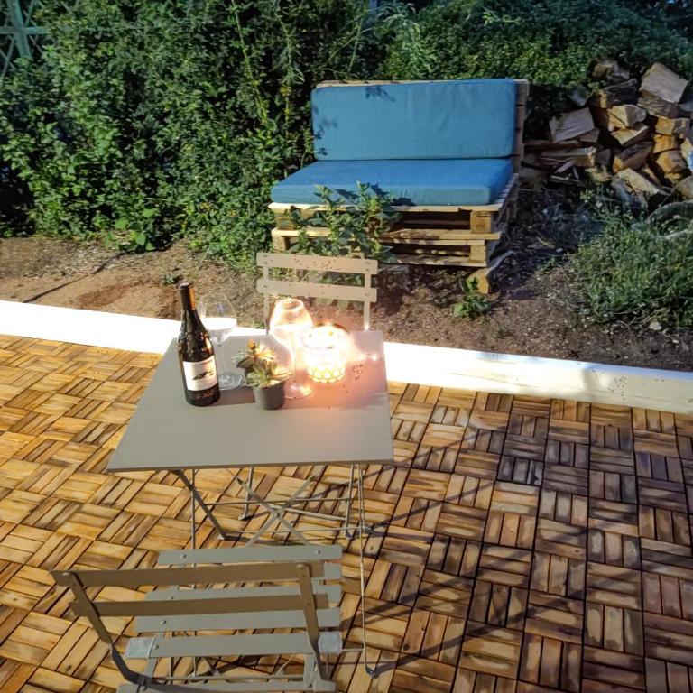 Superbe appartement avec jacuzzi avec jardin privé - Maison 1 Chambre - 6