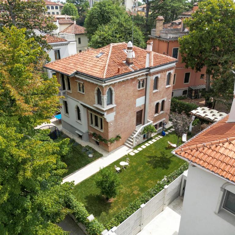Villa Gallo 1915, luxurious villa with garden and SPA - Villa - 39