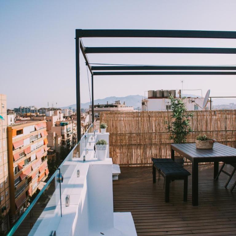 PENTHOUSE WITH TERRACE AND VIEWS - Apartamento de 2 dormitorios - 2