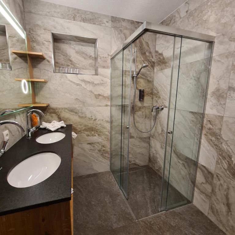 Landhaus Lexner - Three-Bedroom Apartment - 6