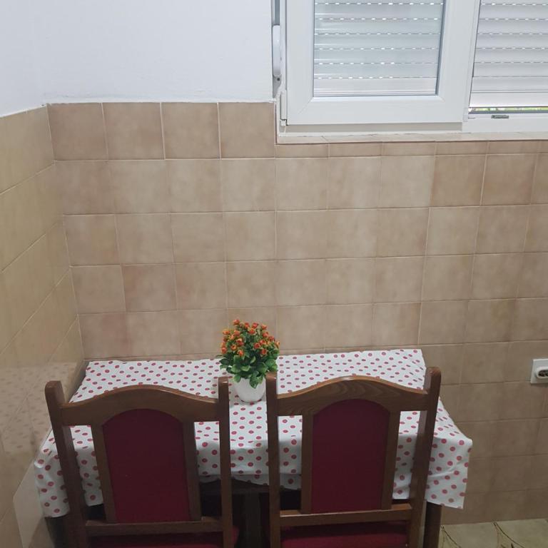 Sobe i apartmani Marović - Apartment - 8