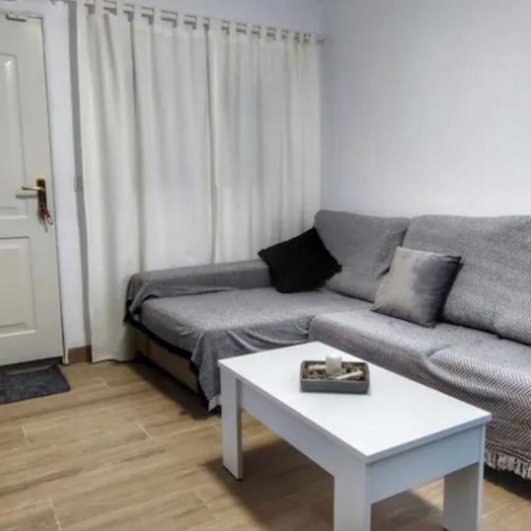 Planta baja en Barrio pesquero de Santa Lucia - Apartamento de 1 dormitorio - 3