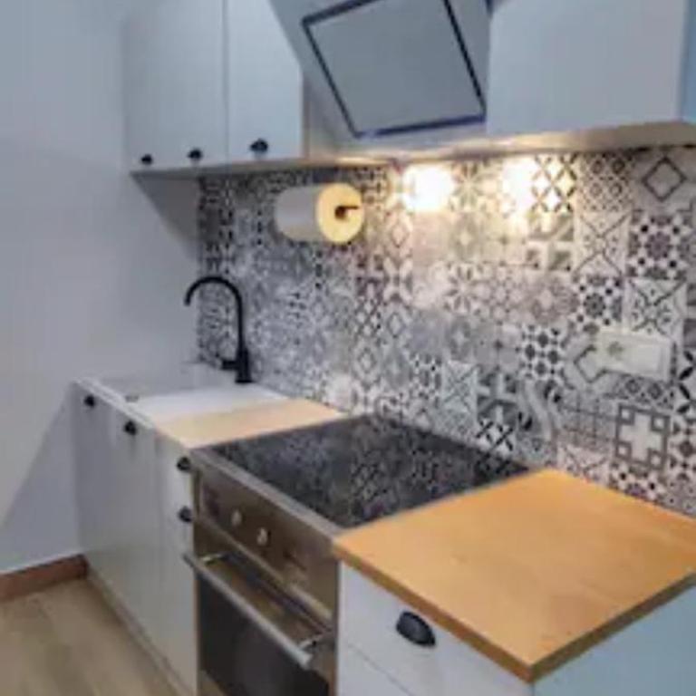 Planta baja en Barrio pesquero de Santa Lucia - Apartamento de 1 dormitorio - 4