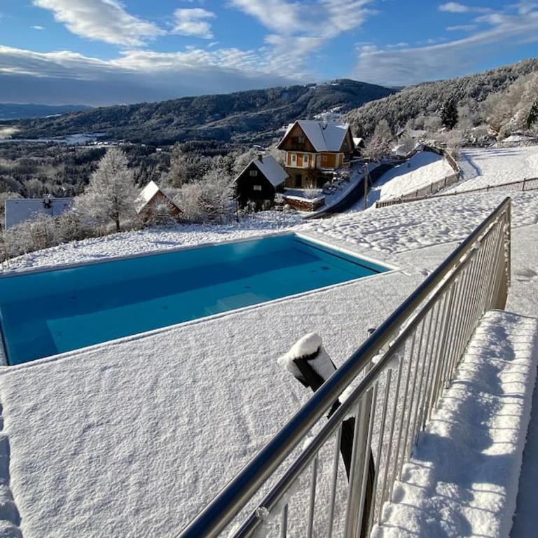 Greim15 --- ganzes Ferienhaus mit Fernsicht, Pool, Wellness - Three-Bedroom Home - 37