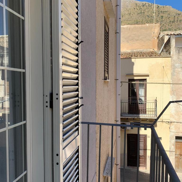 Casa Katrin & Casa Brigida - One-Bedroom House - 11