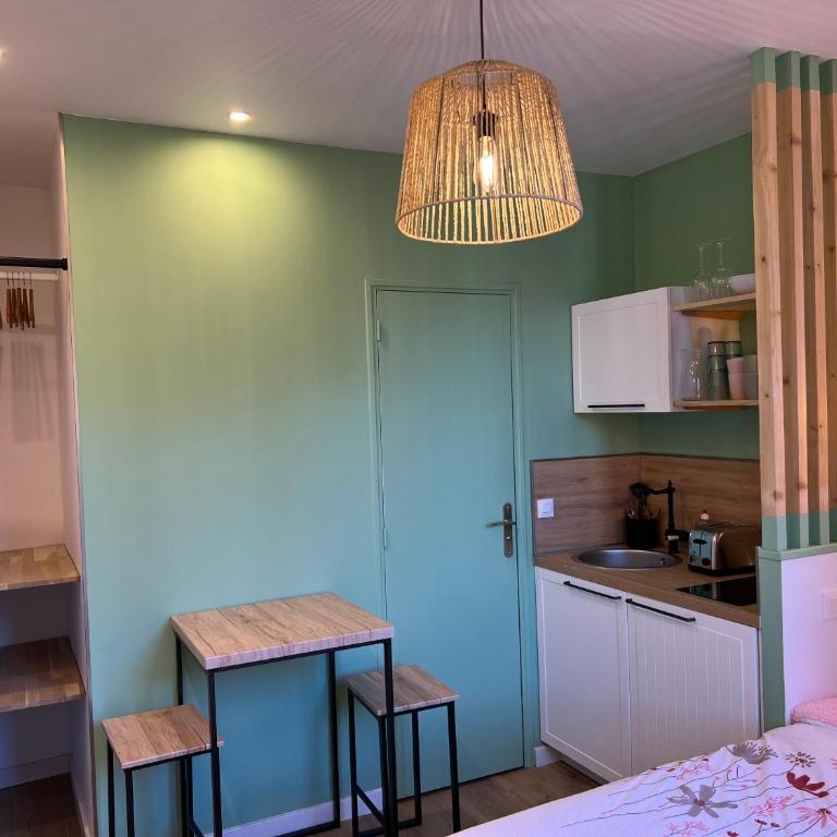 Studio La Capucine centre ville Honfleur - Appartement 1 Chambre - 1