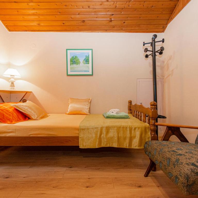 BARBARA101 - Two-Bedroom Apartment - 26
