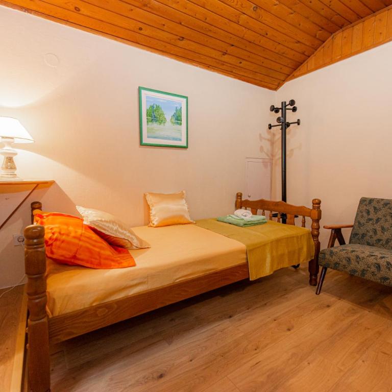 BARBARA101 - Two-Bedroom Apartment - 24