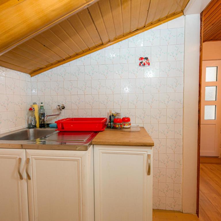 BARBARA101 - Two-Bedroom Apartment - 34
