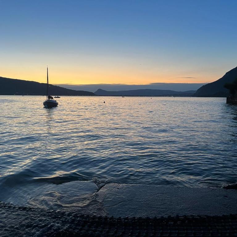Séjour Idéal au Lac d'Annecy Randonnées, Golf et Parapente à deux pas - Appartement 2 Chambres - 23