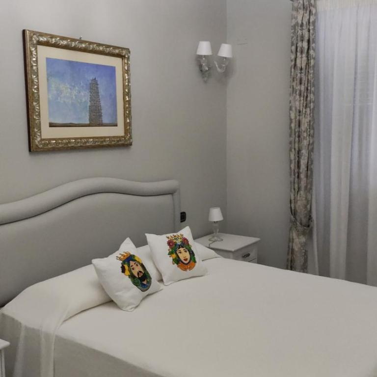 Lipari Suite B&B - Camera Matrimoniale Superior - 11
