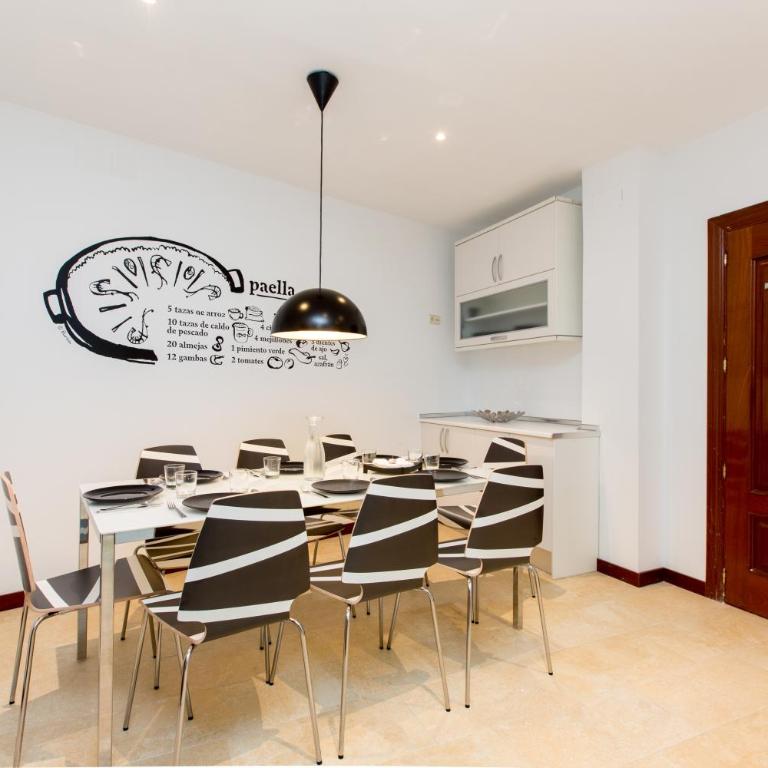 BookinMadrid - Puerta del Sol - Two-Bedroom Apartment - 52