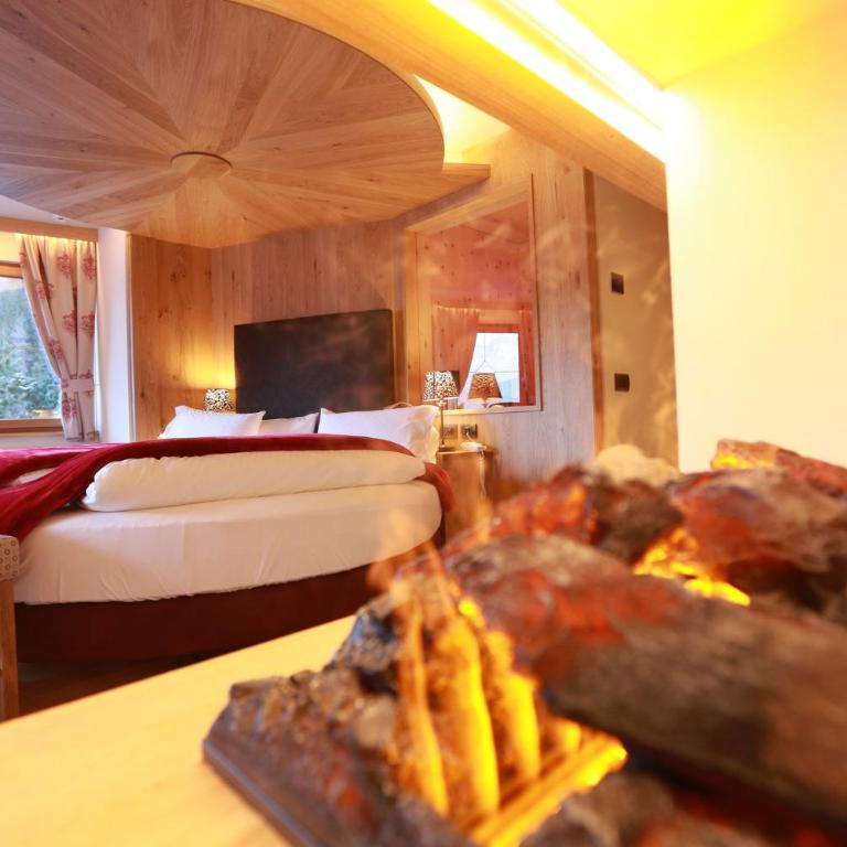 Hotel Cesa Tyrol - Suite con Vista Montagna - 2