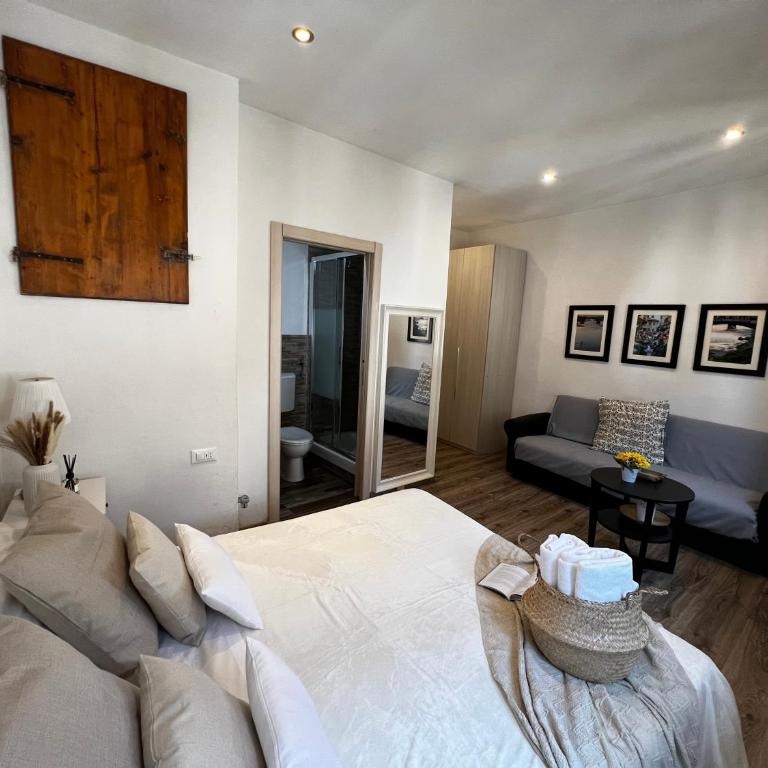 A casa di Anna - Camera Deluxe (2 Adulti + 1 Bambino) - 12