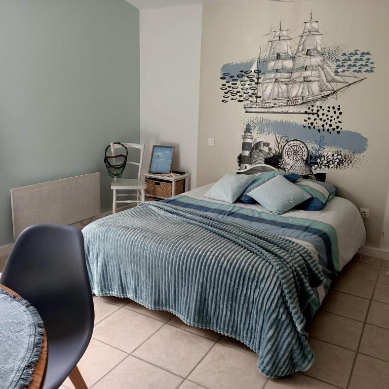 La Sornière - Chambre Double avec Salle de Bains Privative - 2