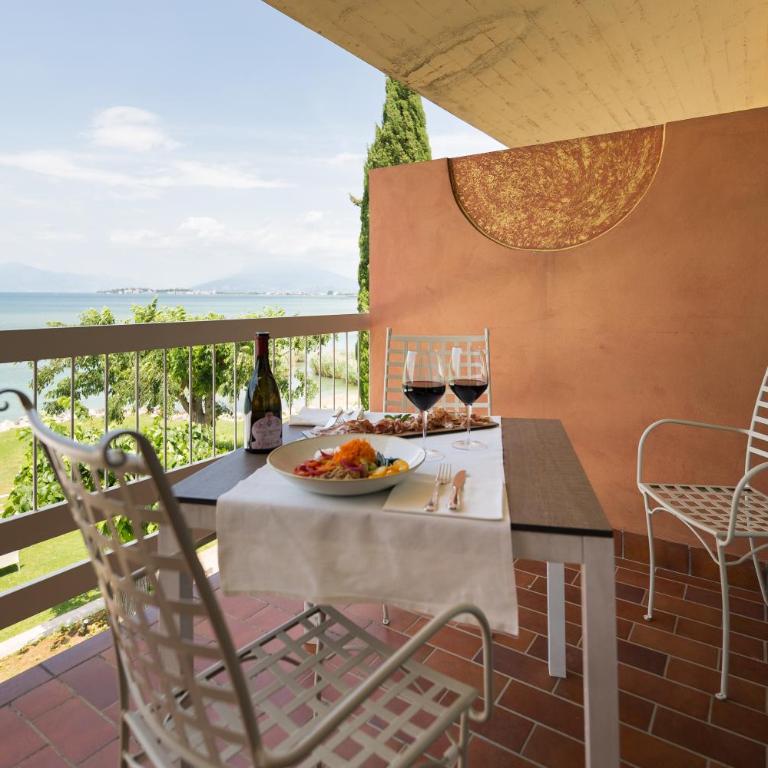 Hotel Aquila D'Oro Desenzano - Camera Matrimoniale Superior con Vista Lago - 6