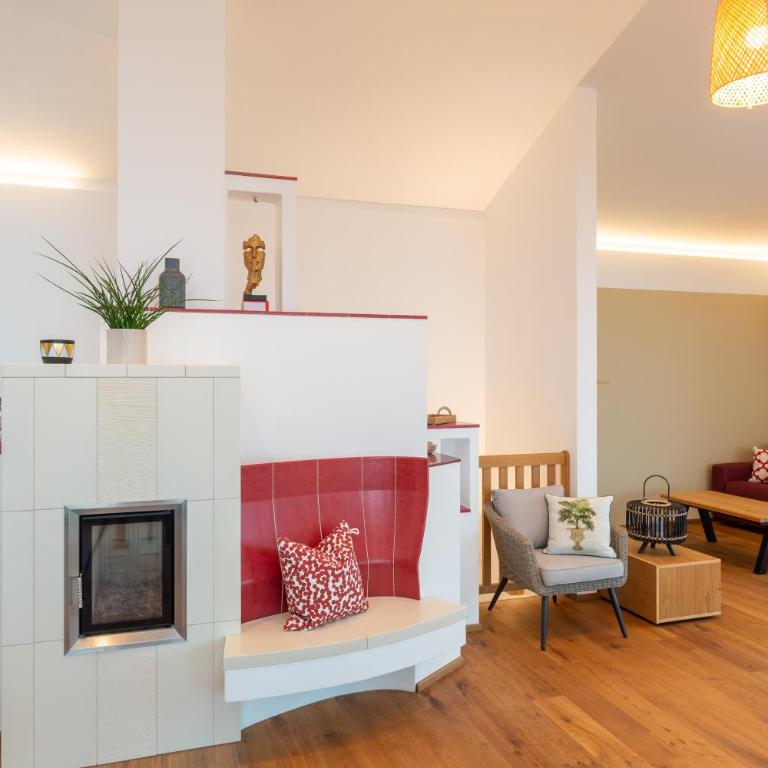 Greim15 --- ganzes Ferienhaus mit Fernsicht, Pool, Wellness - Three-Bedroom Home - 14
