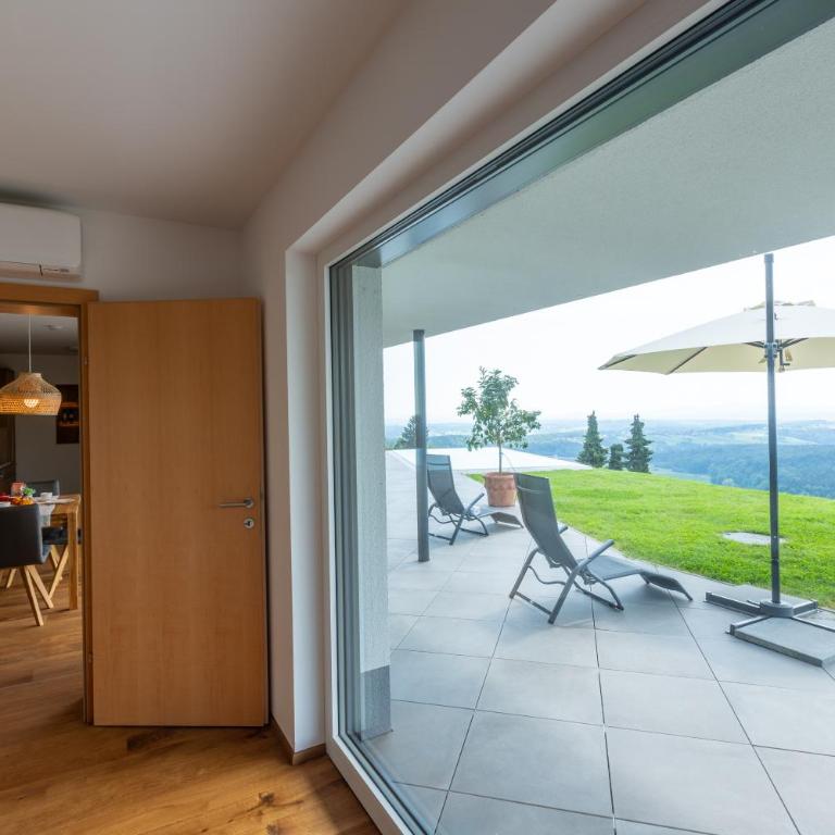 Greim15 --- ganzes Ferienhaus mit Fernsicht, Pool, Wellness - Three-Bedroom Home - 34