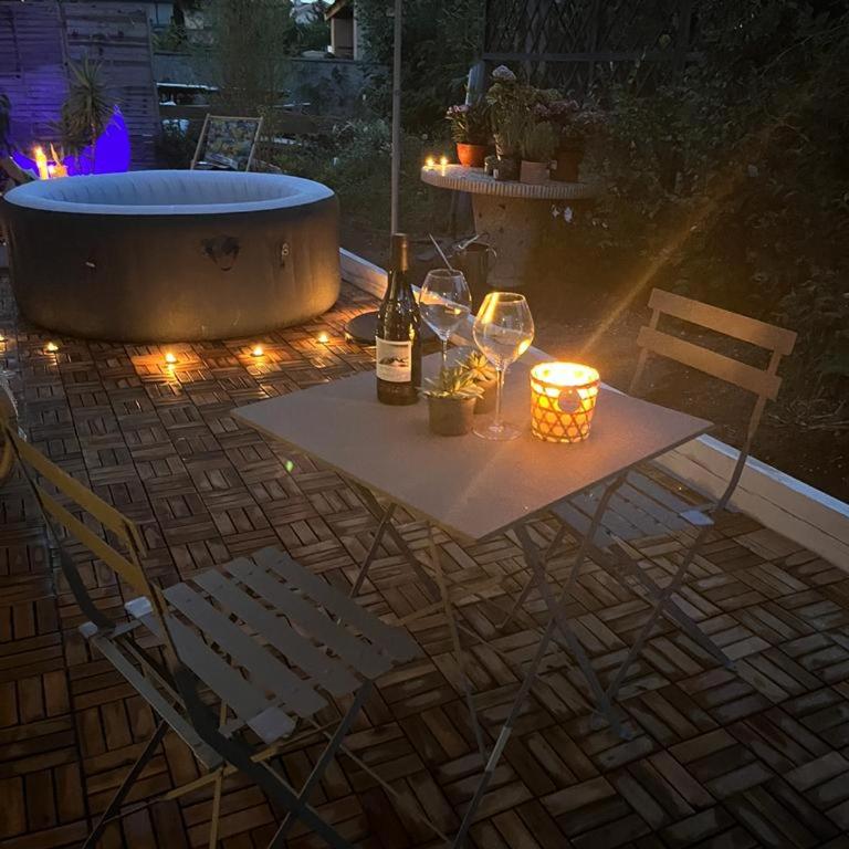 Superbe appartement avec jacuzzi avec jardin privé - Maison 1 Chambre - 21