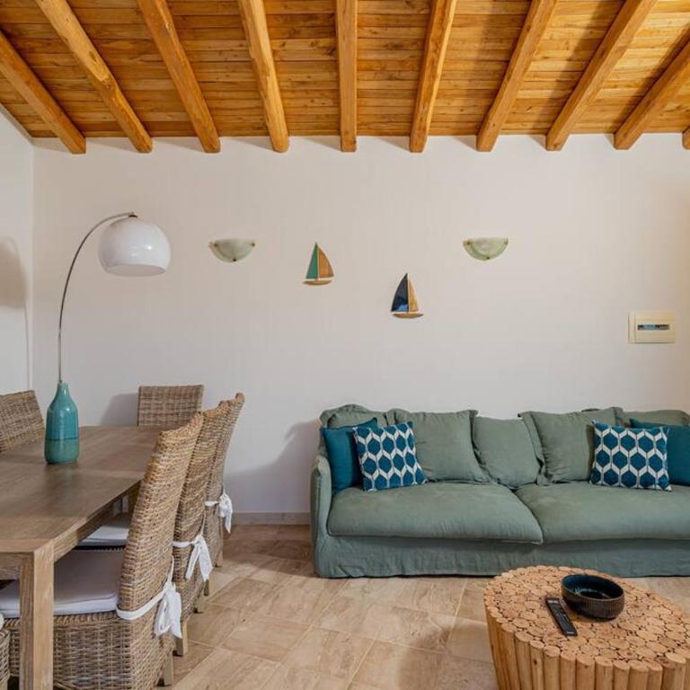 Villa BRANDINCHI - Heated Pool, Private Beach, Sea View, Wi-Fi - Villa - 25