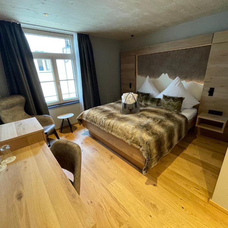 Alpin Lifestyle Hotel Löwen & Strauss - Deluxe Doppelzimmer - Nebengebäude - 7