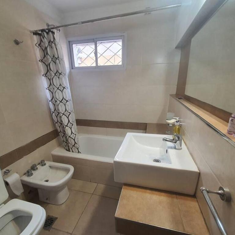 Bellísimo Departamento en Pasaje residencial - Apartamento de 2 dormitorios - 10