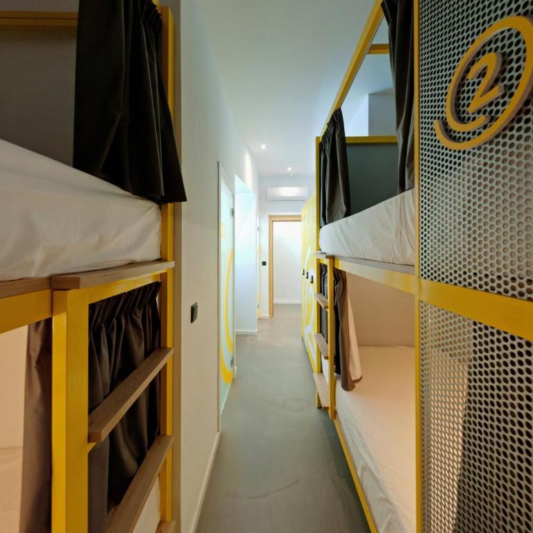 Konk Hostel - Cama en habitación compartida mixta de 4 camas - 1