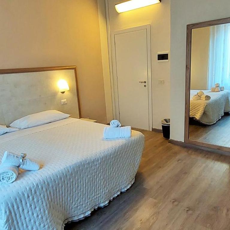 HOTEL ALBA - Camera Matrimoniale - 1