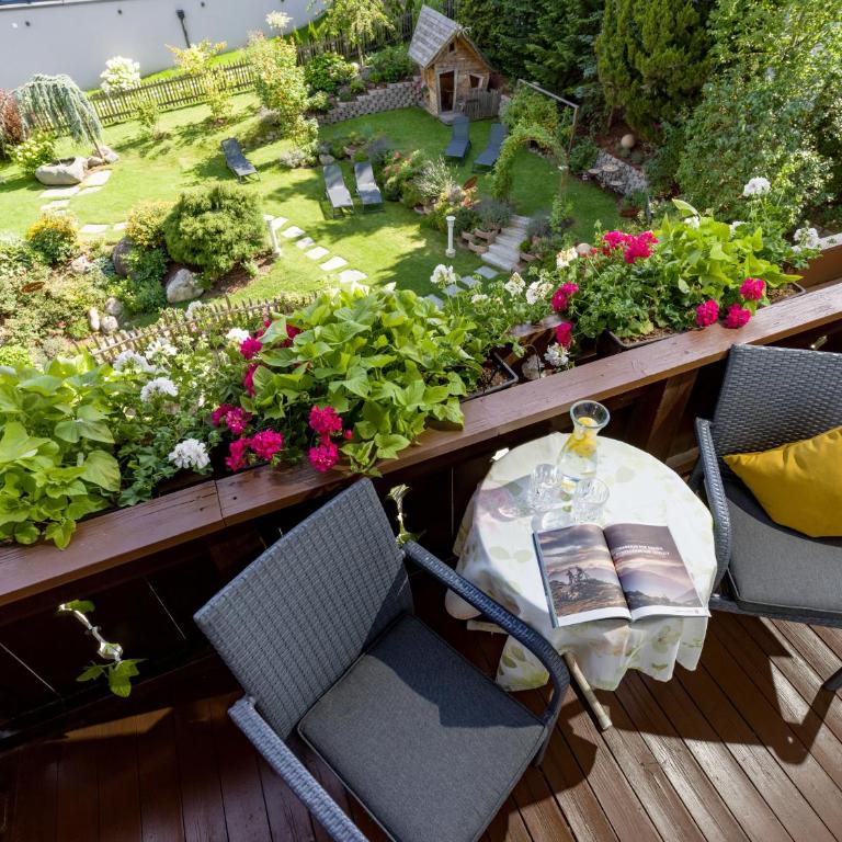 Hotel Landhaus Zillertal - Deluxe Doppelzimmer mit Balkon - 5