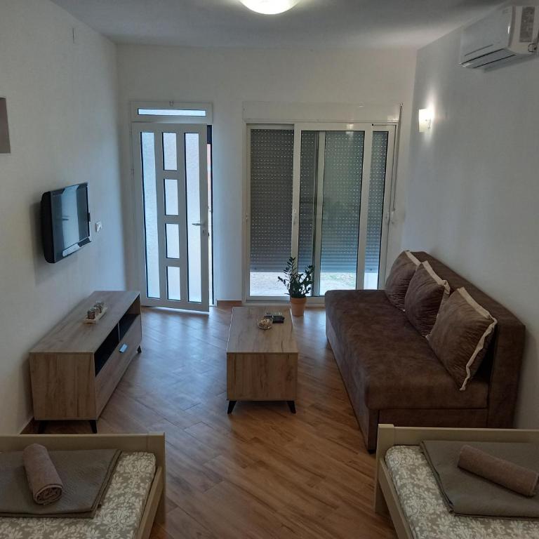 Studio Apartman Susanj Bar - One-Bedroom Apartment - 4