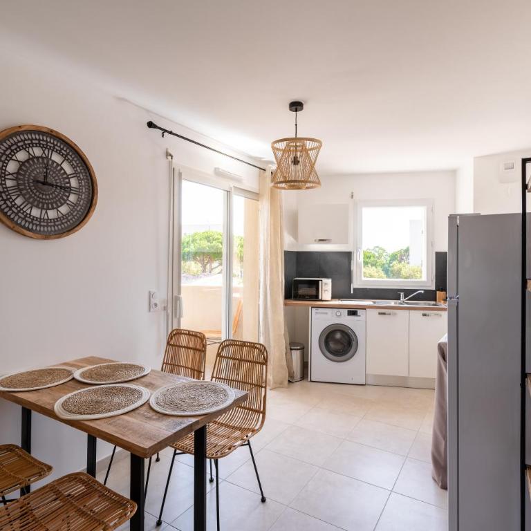 Mari - Appt tout confort 150m de la plage - Appartement 2 Chambres - 12