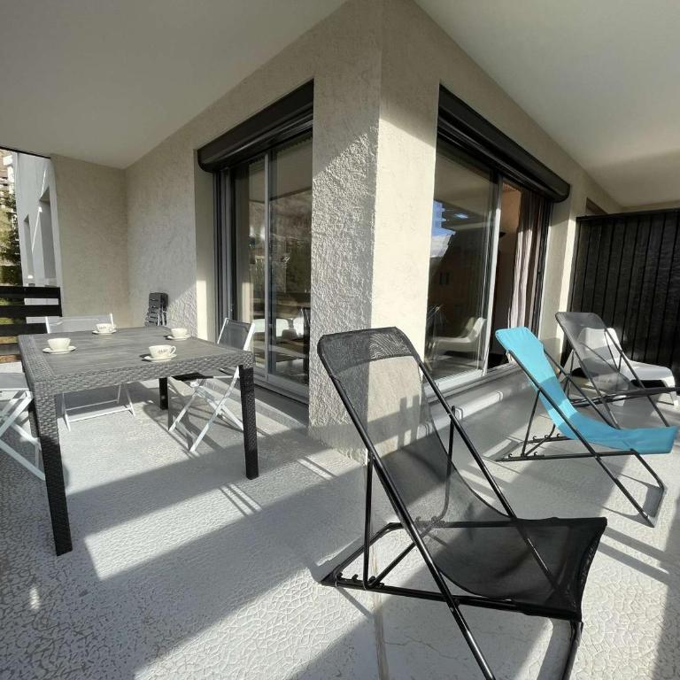 Appartement 3 pièces, 6 couchages - Chantemerle, Serre-Chevalier, balcon, parking, casier à ski - Appartement 2 Chambres - 2