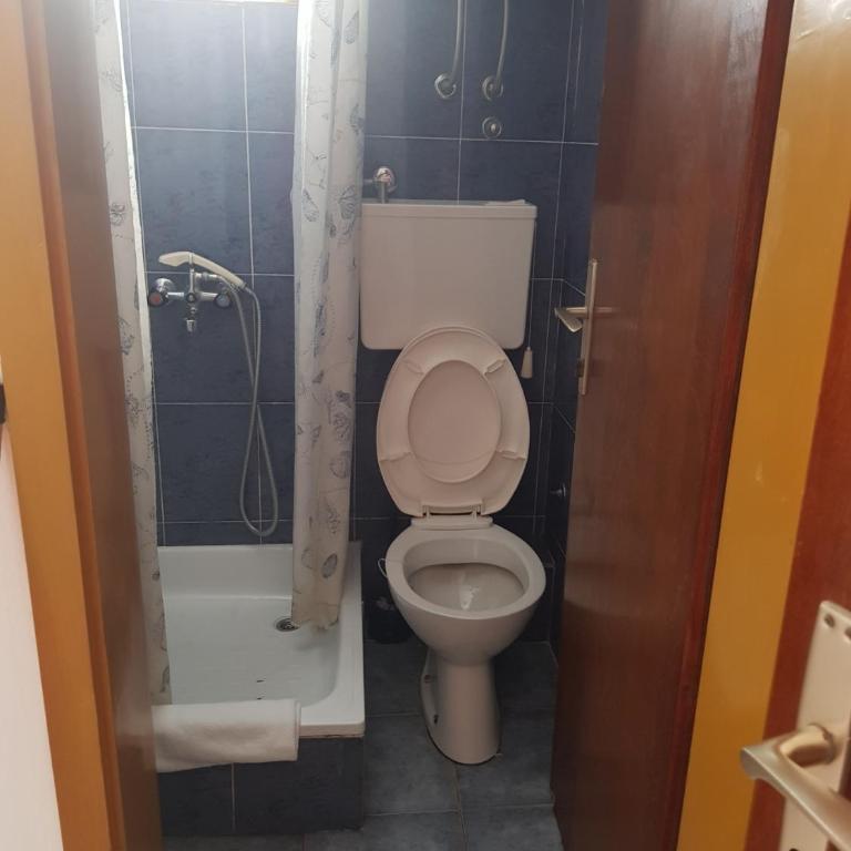 Sobe i apartmani Marović - Apartment - 10