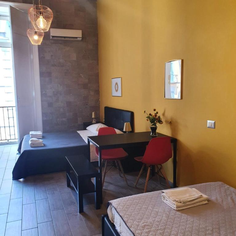 EmyJo Central B&B - Camera Quadrupla con Bagno Privato - 14