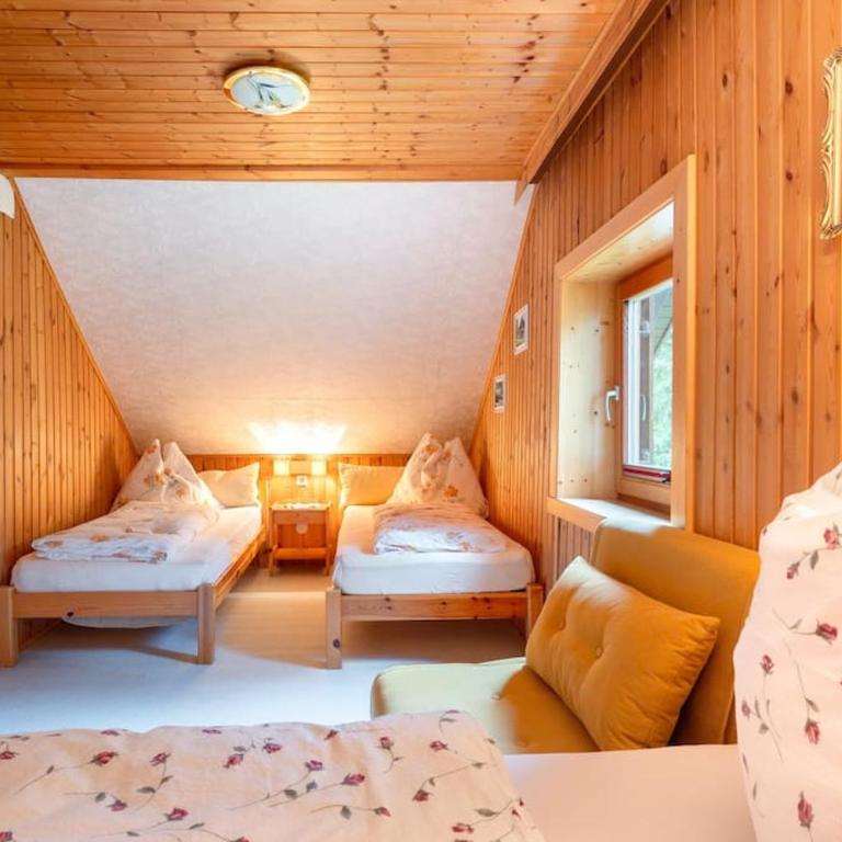 Gemütliche Skihütte Nassfeld - Ski-in Ski-out - Chalet - 11