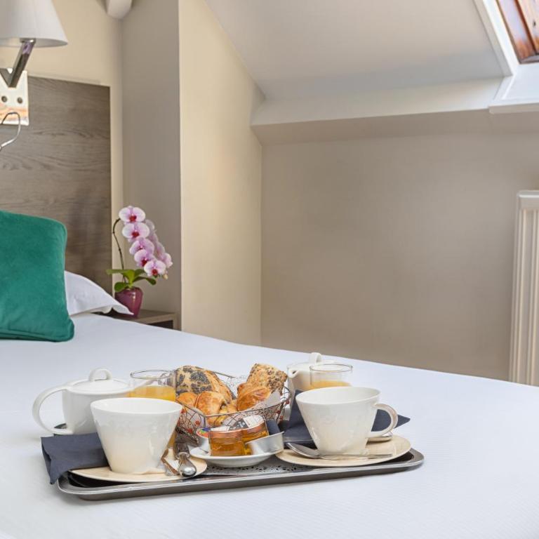 Hôtel Le Beaugency - Chambre Triple - 6