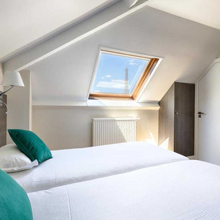 Hôtel Le Beaugency - Chambre Triple - 8