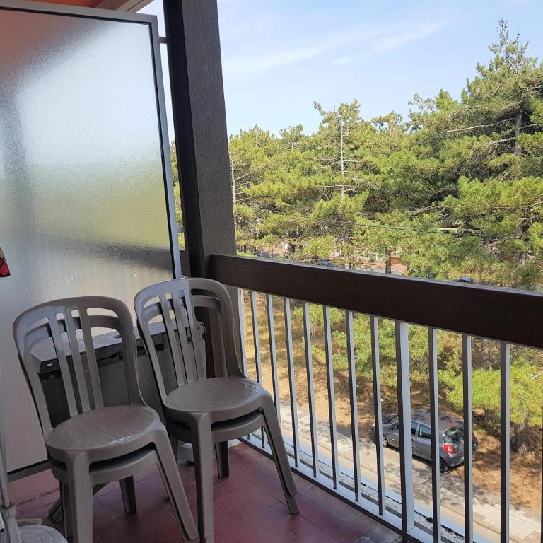 SUNNY DAYS - App 60 m2 avec balcon, 4 pers, 3e étage, au calme et ensoleillé - Appartement - 17
