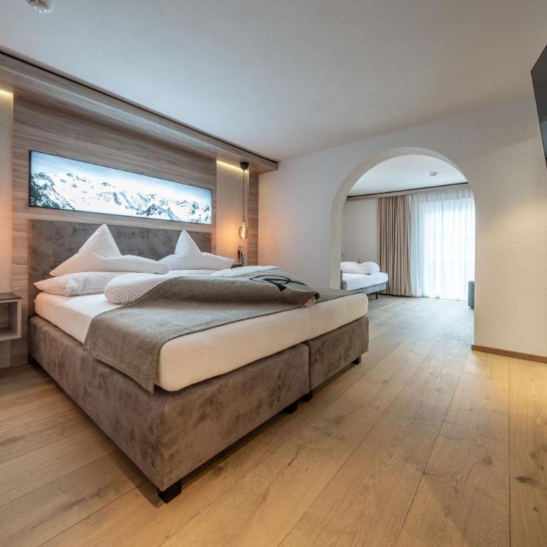 Genusshotel Alpenblick - Deluxe Doppelzimmer (2 Erwachsene & 1 Kind) - 2