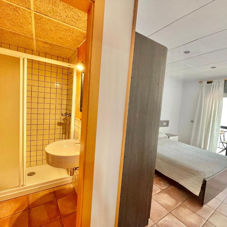 Apartamentos Blanes Petit - Apartamento con balcón - 8