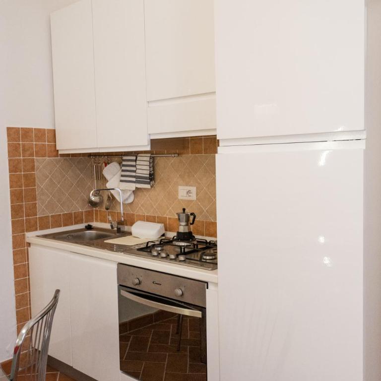 La Piazzetta Historic Center Apartment - Appartamento con 2 Camere da Letto - 17