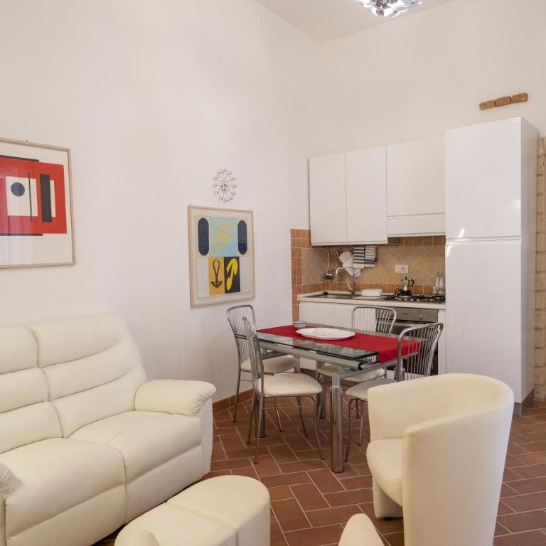 La Piazzetta Historic Center Apartment - Appartamento con 2 Camere da Letto - 36