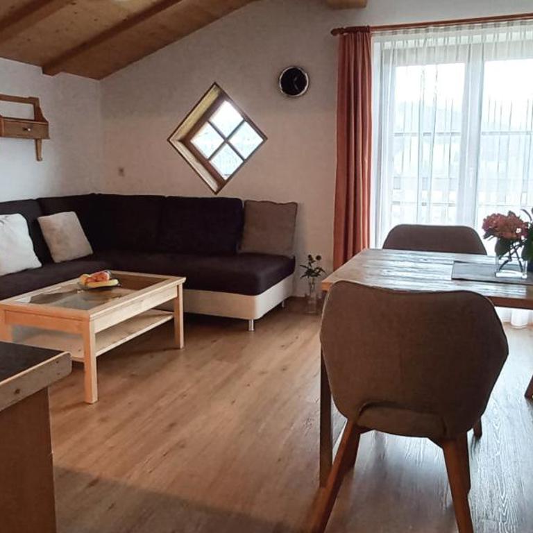 Appartement Thunhart Manfred & Doris - Two-Bedroom Apartment - 10