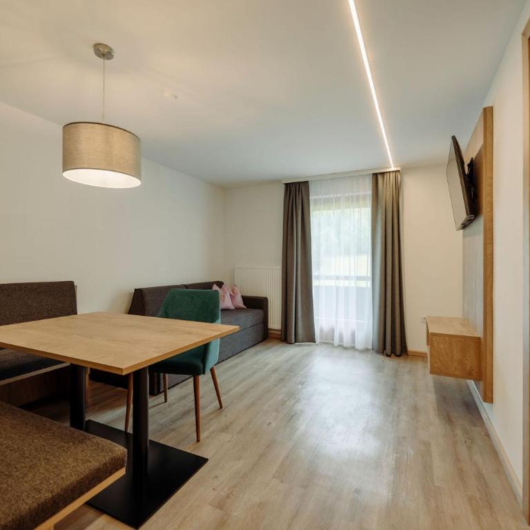 Stangl Appartements - Apartment mit Balkon - 1