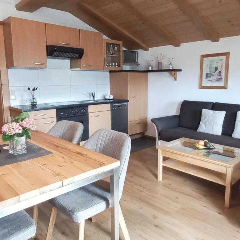 Appartement Thunhart Manfred & Doris - Two-Bedroom Apartment - 11